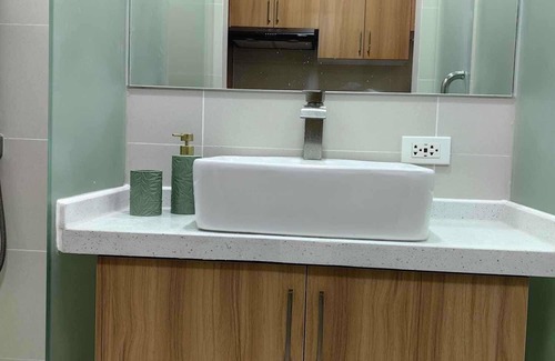 Project 8 Apartment | Tranquil apartment with a view at Congressional Ave. in Quezon City!
