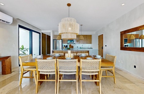 Tulsayab Apartment | Tranquil beachfront getaway with amazing views, outdoor pool
