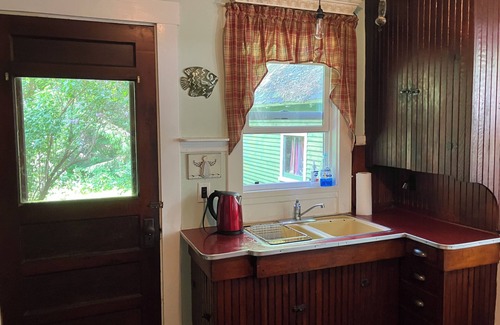 Bridgton House | Tranquil bungalow with WiFi in charming Bridgton