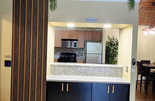 Decatur Condo | Tranquil Cabin Condo, 15 mins away to Atlanta City where all the attraction is.