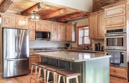 Ashton Cabin | Tranquil cabin on Warm River, AshtonnBoat ramp access-fly fishing haven.