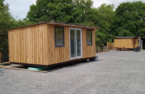 Llandovery Cabin | Tranquil Cabin Retreat in Llandovery