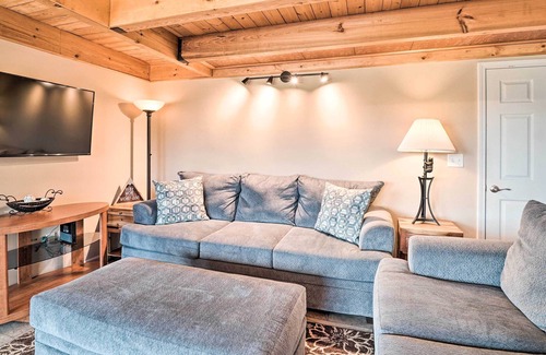Dahlonega Cabin | Tranquil Cabin w/ Gorgeous Views & Fire Pit!