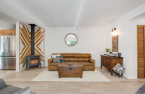 El Granada House | Tranquil Coastal Retreat - Walk to the Beach!