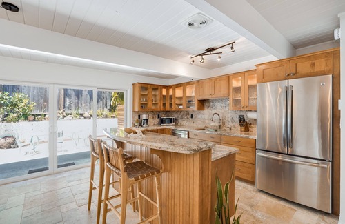 El Granada House | Tranquil Coastal Retreat - Walk to the Beach!