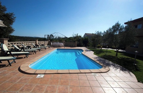 Sils Villa | Tranquil Costa Brava Retreat with private suite!