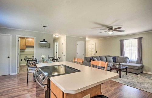 Easley House | Tranquil Country Retreat Close to Greenville!