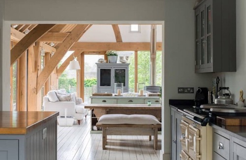 Chipping Norton House | Tranquil Countryside Cotwold Home - close to Soho Farmhouse and Daylesford