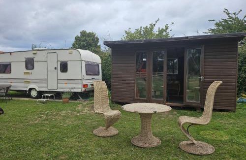 Mablethorpe House | Tranquil Equestrian Escape - Sleeps 2