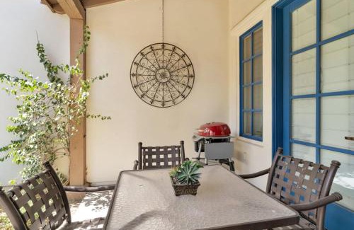 La Quinta House | Tranquil Ground Floor Villa in Heart of LQ #A