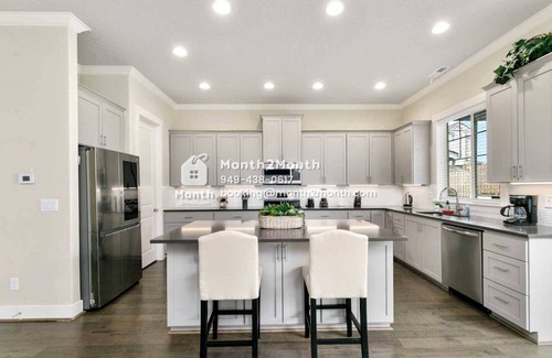 Bull Mountain House | Tranquil Haven Retreat on SW Birdsong ST #42012