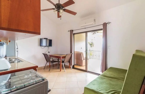 Cascada Azul Villa | Tranquil Jungle Stay with Breathtaking views, Minutes to Dominical Beach