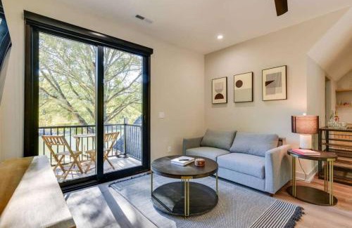 Mount Mourne Apartment | Tranquil Lakefront Carriage House with Dock