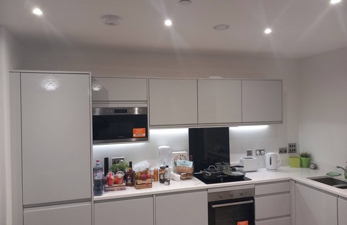 Loughton Apartment | Tranquil Loughton Apartment Retreat