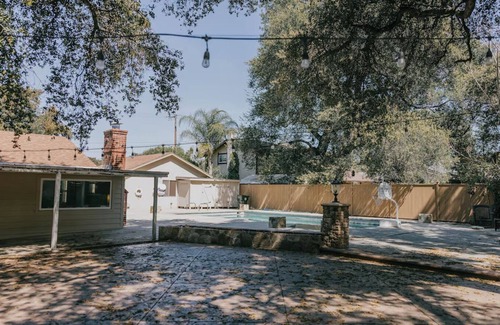 Newhall House | Tranquil Oasis - 3 Bedroom Family Retreat with Private Pool