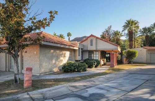 Palm Springs Apartment | Tranquil Oasis - Permit #69036