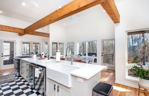 Bogart Cabin | Tranquil, Peaceful Riverhouse in Monroe GA; Close to Athens!