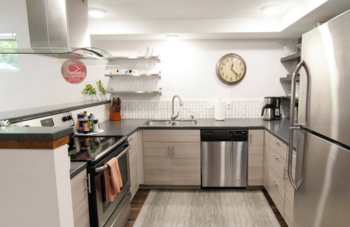 Reed Apartment | Tranquil Reed Retreat: 2-Bedroom Apartment with Private Patio
