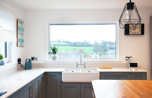 Port Isaac House | Tranquil retreat in a beautiful hamlet, minutes from the sea & stunning beaches