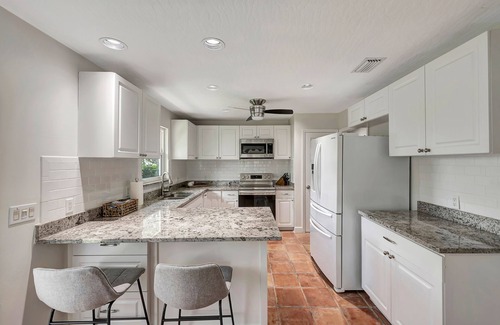 Silver Shores House | Tranquil Retreat, private, peaceful and gorgeous views. Your own private oasis