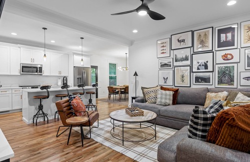 Red Bank House | Tranquil Rock Retreat