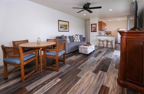 Cayucos Apartment | Tranquil Seaside Escape near Beach, Restored Boutique Suite, sleeps 4