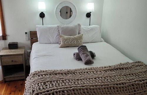 Reeders Other | Tranquil, serene farmhouse, hot tub, game room, outdoor pizza ovenn waterfront