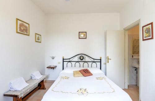 Ferretto House | Tranquil Stay in Montepulciano