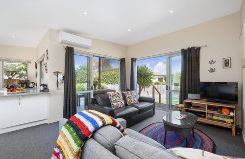 Hilltop House | Tranquil Tauhara - Taupo Central Holiday Home