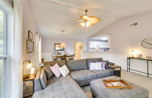 Thomasville Cottage | Tranquil Thomasville Retreat w/Deck + Dining Area