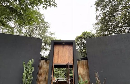 Santa Teresa Villa | Tranquil villa with pool nestled in the jungle