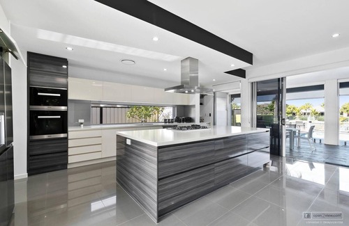 Banksia Beach House | Tranquilita Haven