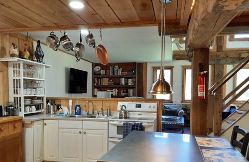 Bairdford House | Tranquility and charm in a converted antique barn