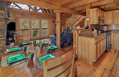 Stonecrest Cabin | Tranquility - Brand new hot tub, 3bd/3ba, pool table, river access, community lake