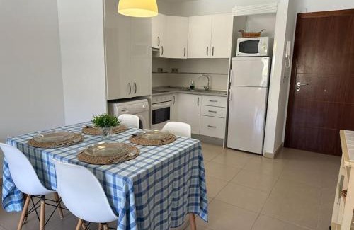 Alcala Apartment | Tranquilo y cerca del mar con parking privado