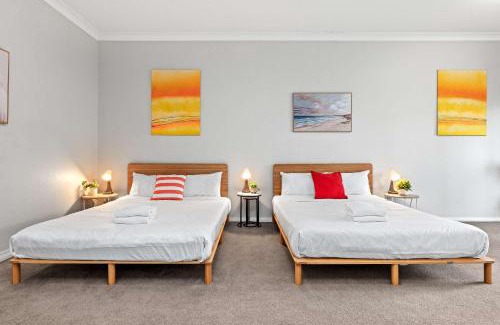 Kingsford Apartment | Transit-Friendly Studio - Direct to City & Beach