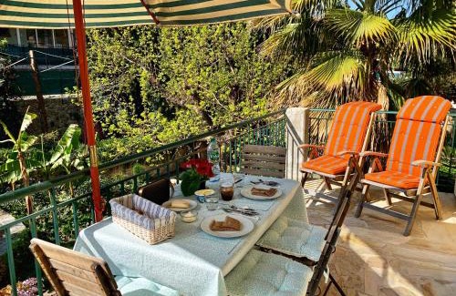 Vence Apartment | Traumhafte Ferienwohnung Nuages in der Villa-Fontaine-Vieille, Vence, Nähe Nizza