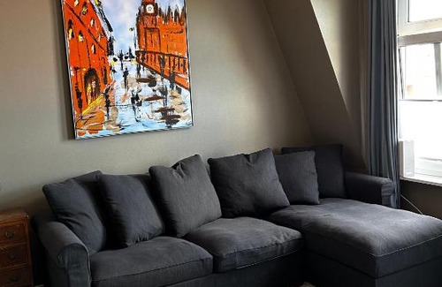 Mitte Apartment | Traumhafter Altbaucharme in zentraler Lage