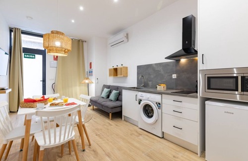 Montolivet Apartment | Travel Habitat Ruzafa Loft 5 WIFI+AACC