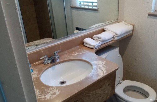 Ventura Hotel | Travelers Beach Inn
