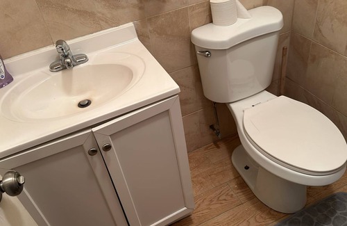 Newark House | Travelers Long Stay wit Private Bathroom