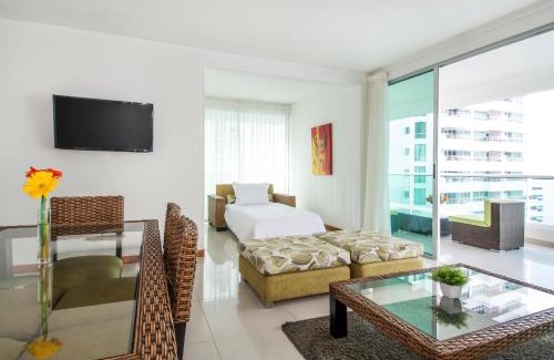 Castillogrande Apartment | Travelers Orange Cartagena