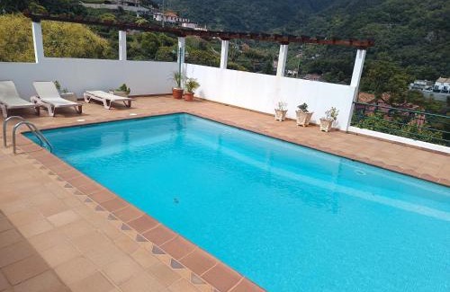 Machico House | Traveller's House