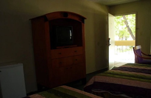 Reno/Tahoe Airport Hotel | Travellers Inn