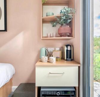 Witney Apartment | Travellers Tales - A Pod in the Cotswolds