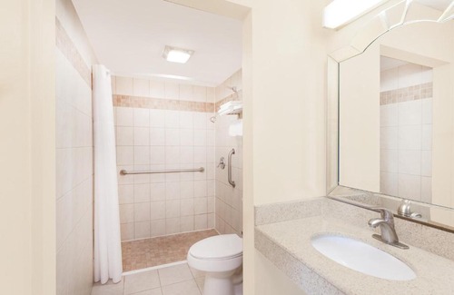 Barstow Hotel | Travelodge by Wyndham Barstow