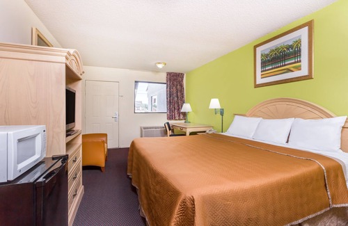 Cordele Hotel | Travelodge by Wyndham Cordele