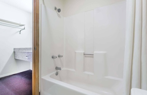 Cordele Hotel | Travelodge by Wyndham Cordele