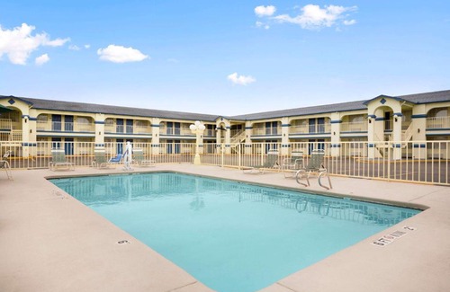 Killeen Hotel | Travelodge by Wyndham Killeen/Fort Hood