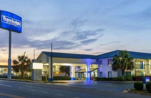 Gunter Afs Hotel | Travelodge by Wyndham Montgomery East